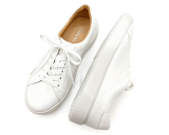 BF01AH レースアップスニーカー