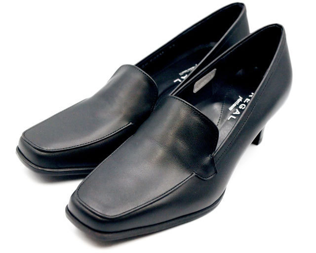 F05MAG モカシンパンプス